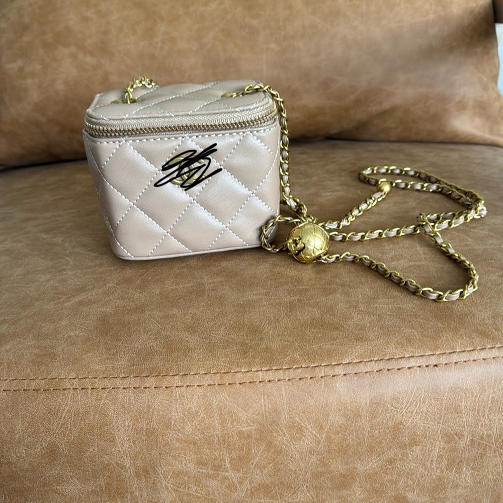 Elegant Beige Quilted Chain Bag
